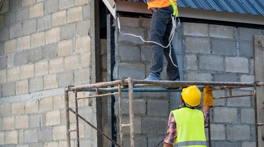 Expert Emergency Roof Repairs services in Chicken, AK